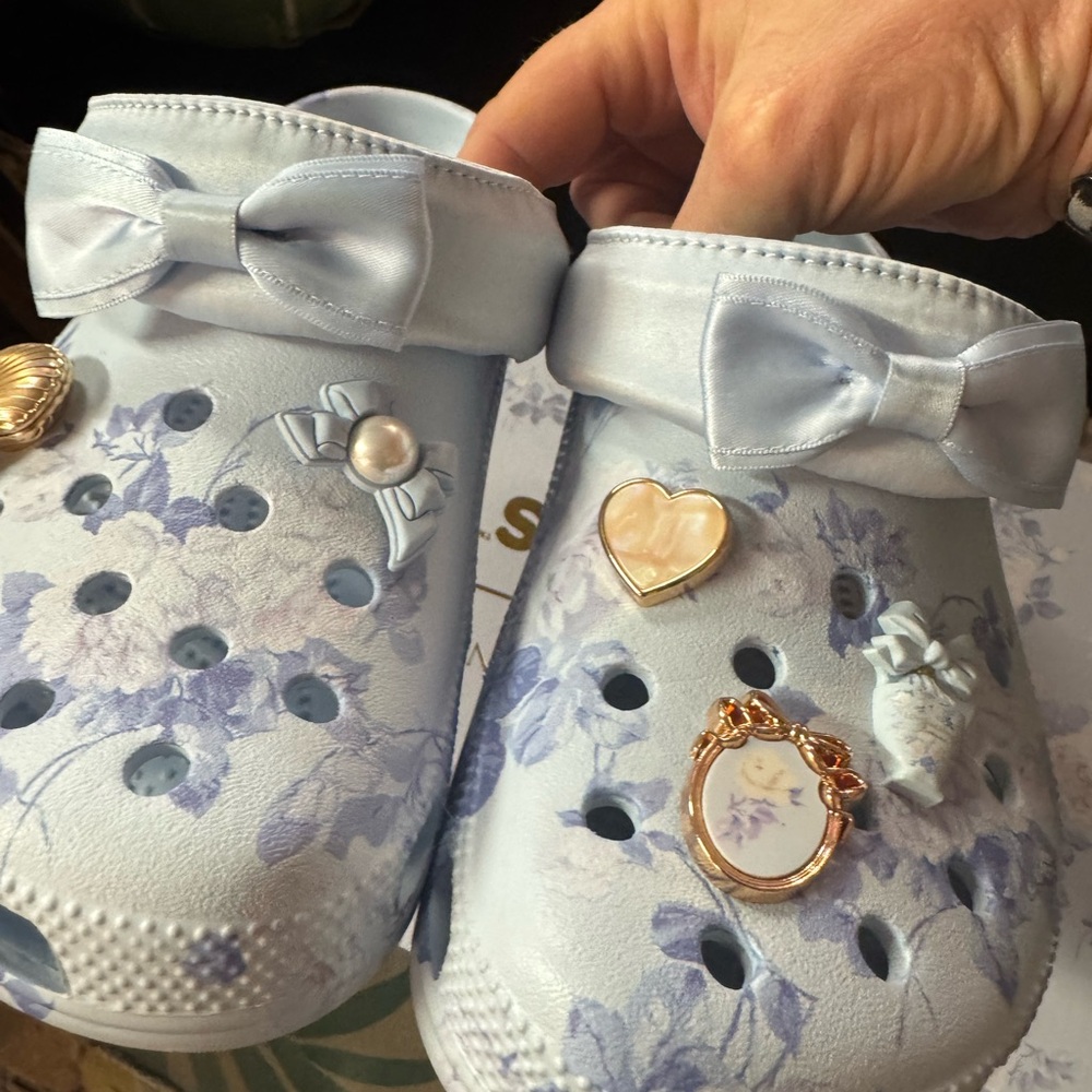 CROCS love shack fancy Light Blue Floral Women's Clog Mules with Bow Accents 7 - Picture 2 of 6